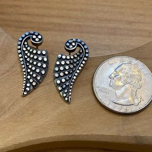 Beautiful Sterling Silver Marcasite earrings
